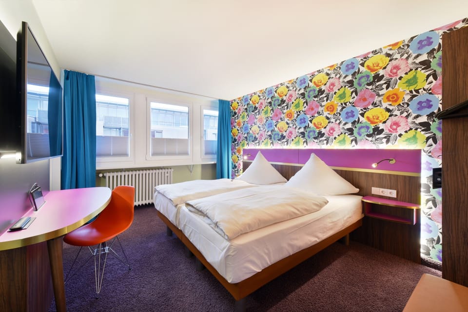 Double Room new CLASSIC | 1 bedroom, premium bedding, in-room safe, individually furnished