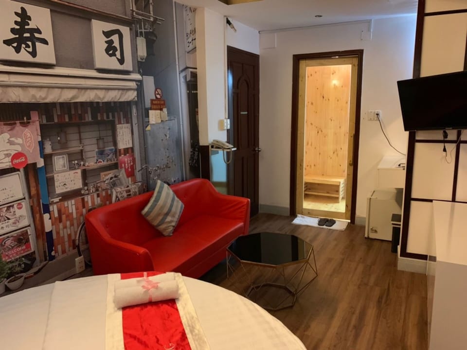 Luxury Double Room, Sauna | Desk, iron/ironing board, WiFi (free), bed sheets