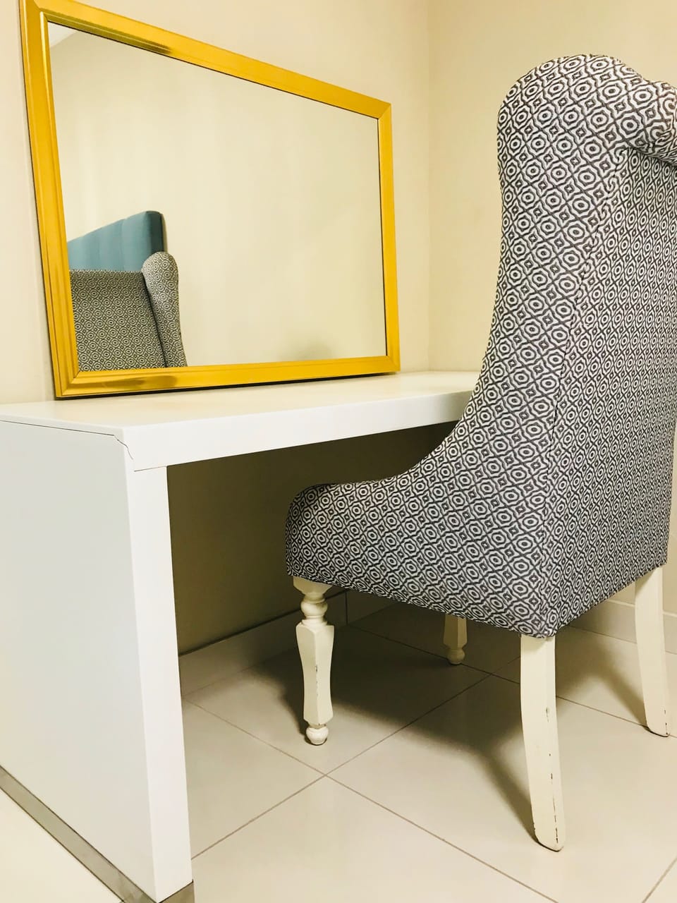 Standard Double Room, Kitchen | Living area | Flat-screen TV