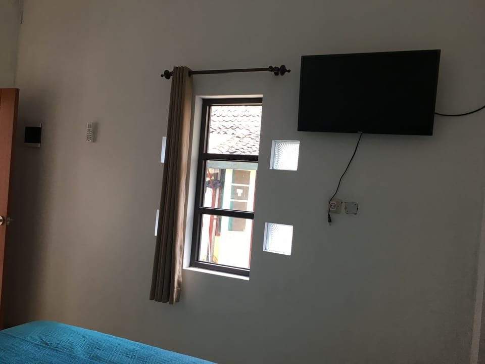 Deluxe Room, 1 Double Bed | Room amenity