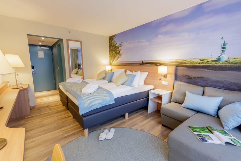 Standard Double Room, 2 Twin Beds | Soundproofing, free WiFi, bed sheets