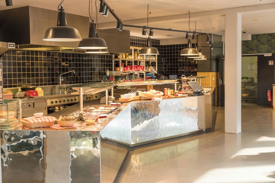 Daily buffet breakfast (EUR 14.50 per person)