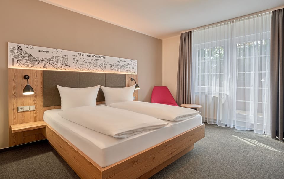 Exclusive Double Room | In-room safe, desk, laptop workspace, blackout drapes