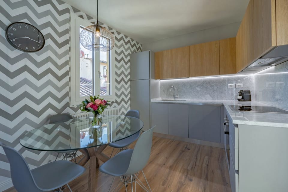 Apartment, 2 Bedrooms | Private kitchen | Full-size fridge, microwave, oven, stovetop