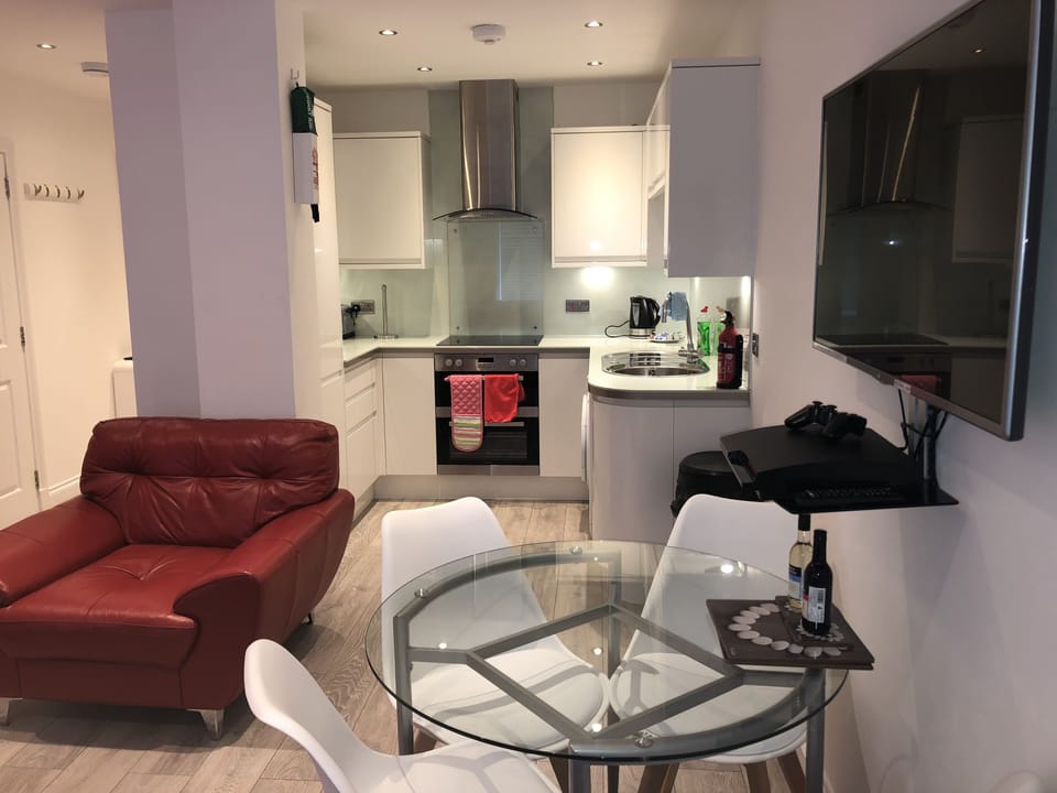 Fridge, microwave, oven, electric kettle