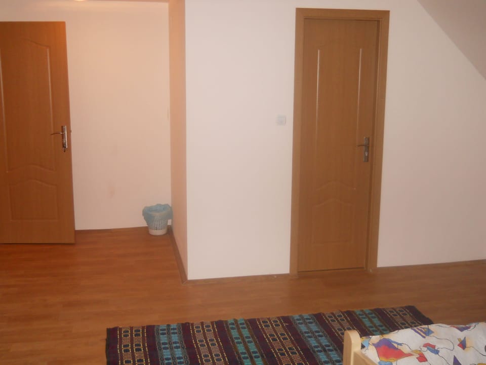 Basic Double Room, Mountain View | Iron/ironing board, bed sheets