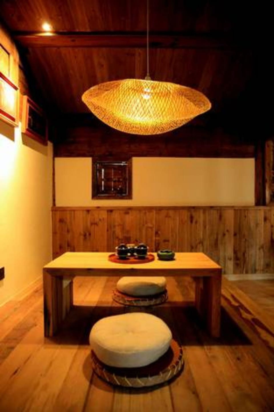 Desk, blackout drapes, rollaway beds, free WiFi