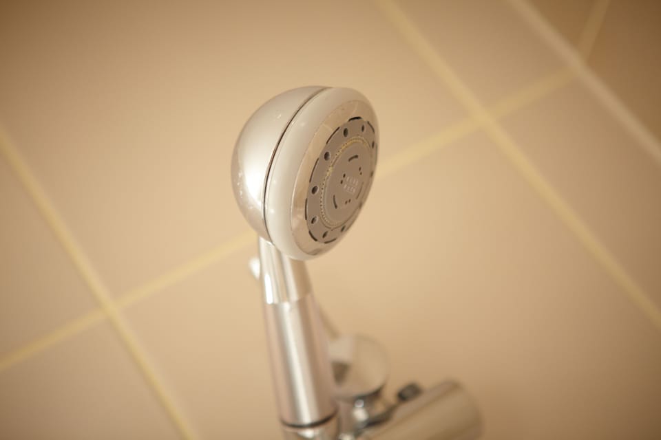 Superior Apartment, 2 Bedrooms, Non Smoking | Bathroom shower