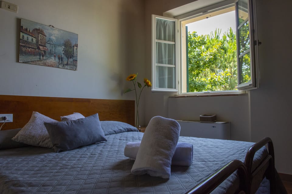 Standard Double Room, 1 Double Bed | Desk, free WiFi, bed sheets