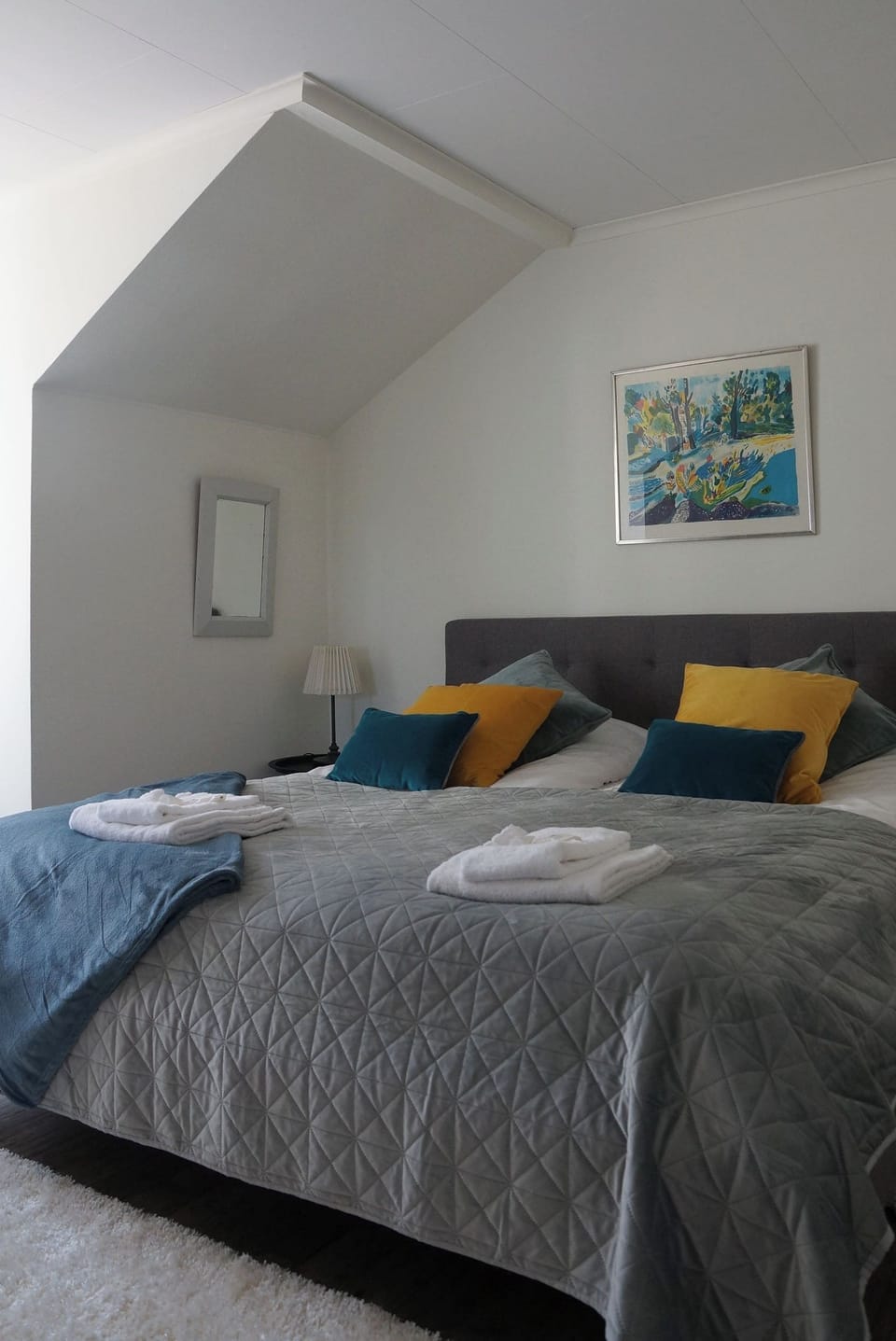 Family Suite, Multiple Beds | Premium bedding, WiFi (free), individually decorated, bed sheets