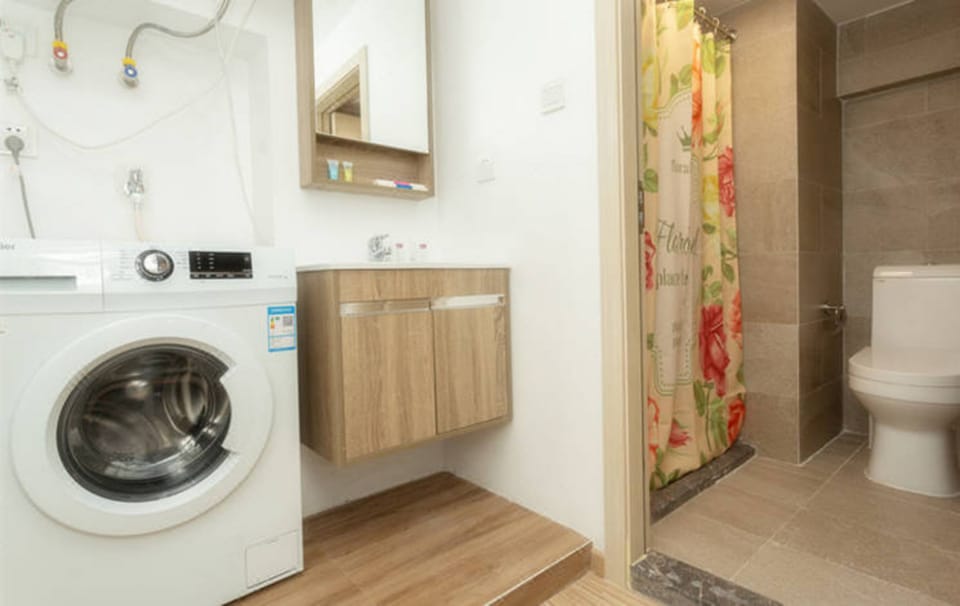 Shower, hair dryer, slippers