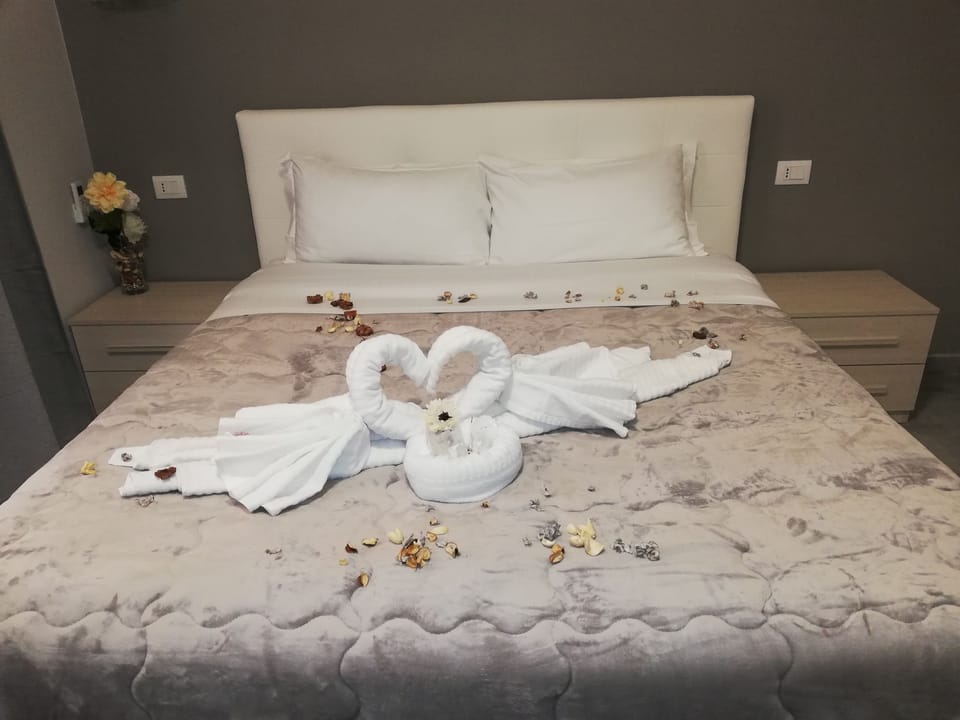 Standard Double Room | Premium bedding, in-room safe, individually decorated