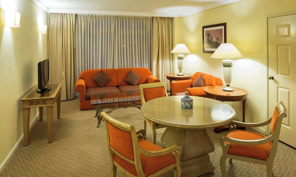 Suite King NM | Living area