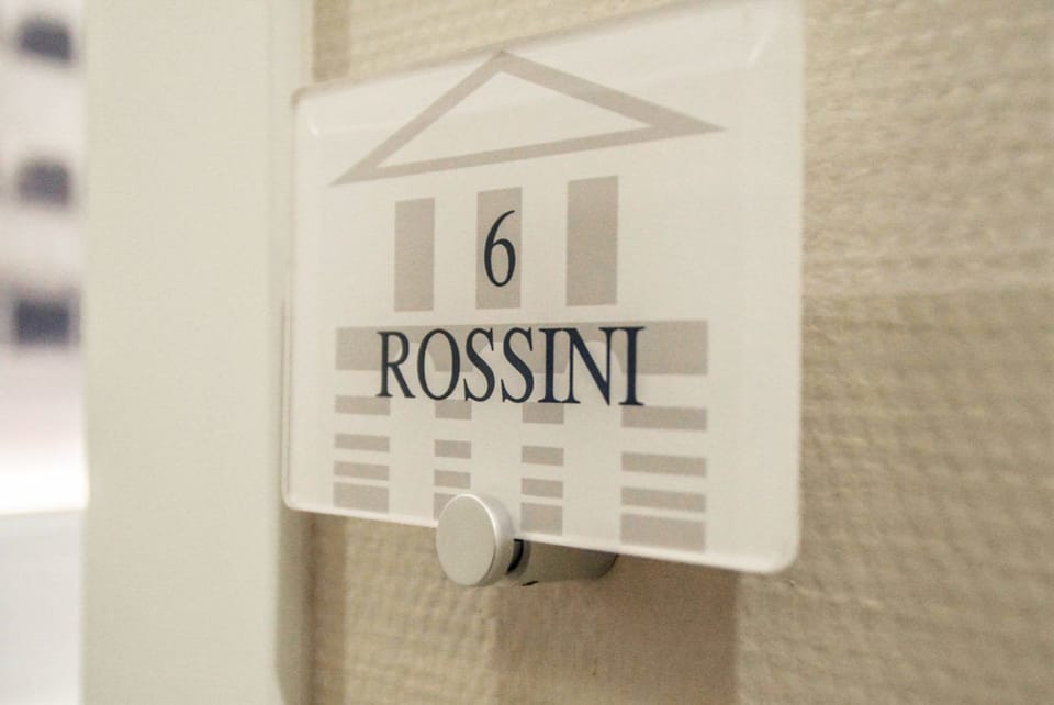Comfort Double Room, City View | Room amenity