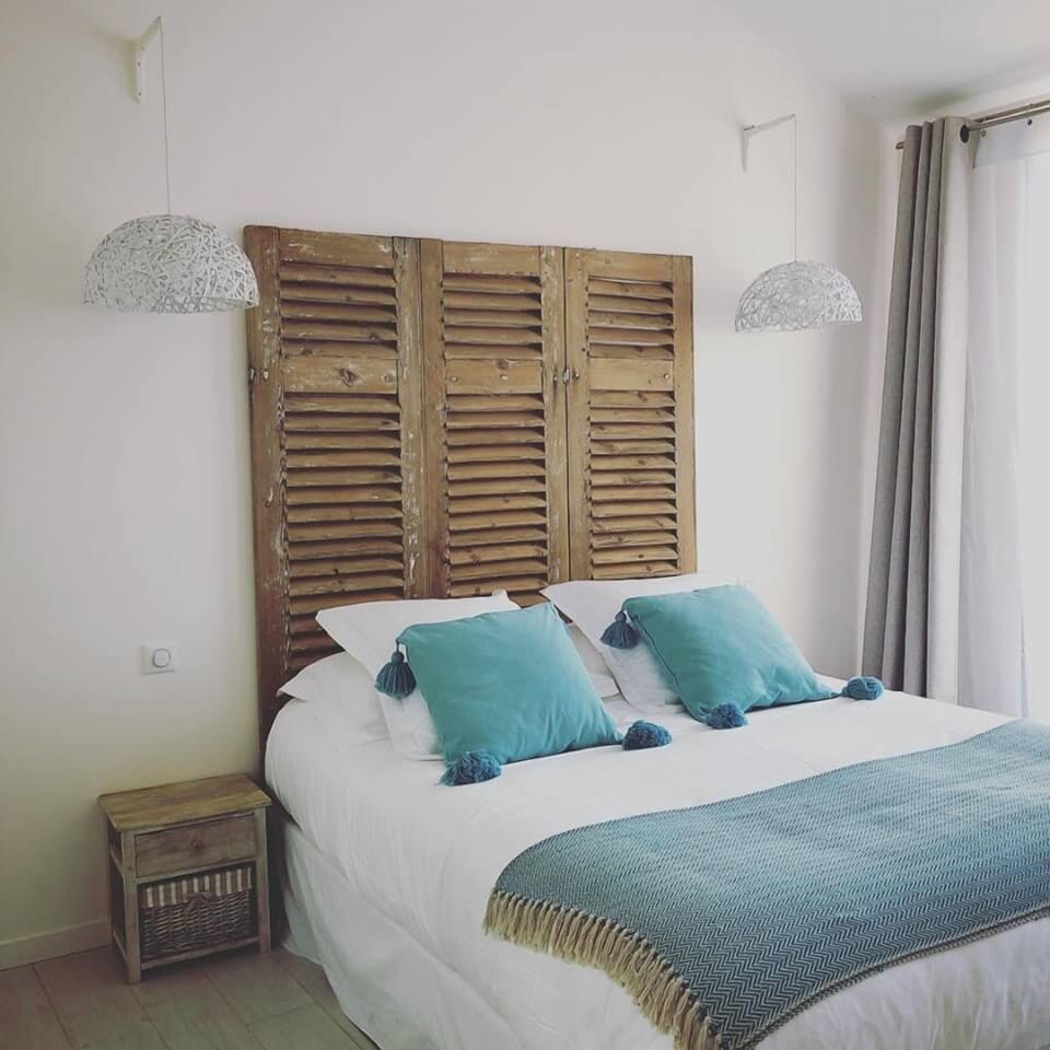 Double Room, Balcony (Jardin Public) | Premium bedding, in-room safe, individually decorated