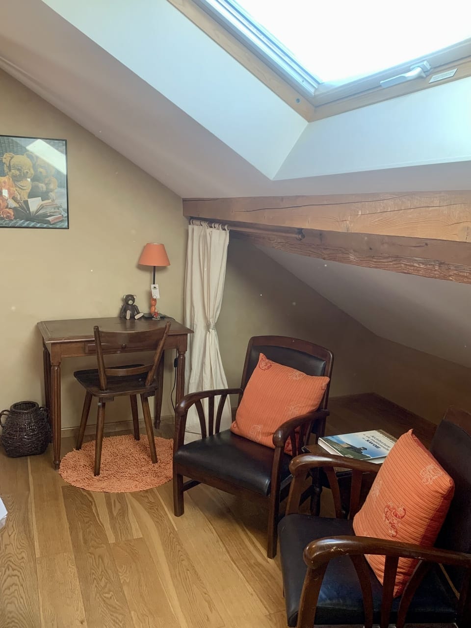 Comfort Double Room, Ensuite, Mountain View