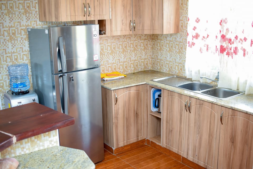 Panoramic Cottage, 4 Bedrooms, Balcony | Private kitchen | Fridge, microwave, oven, cookware/dishes/utensils