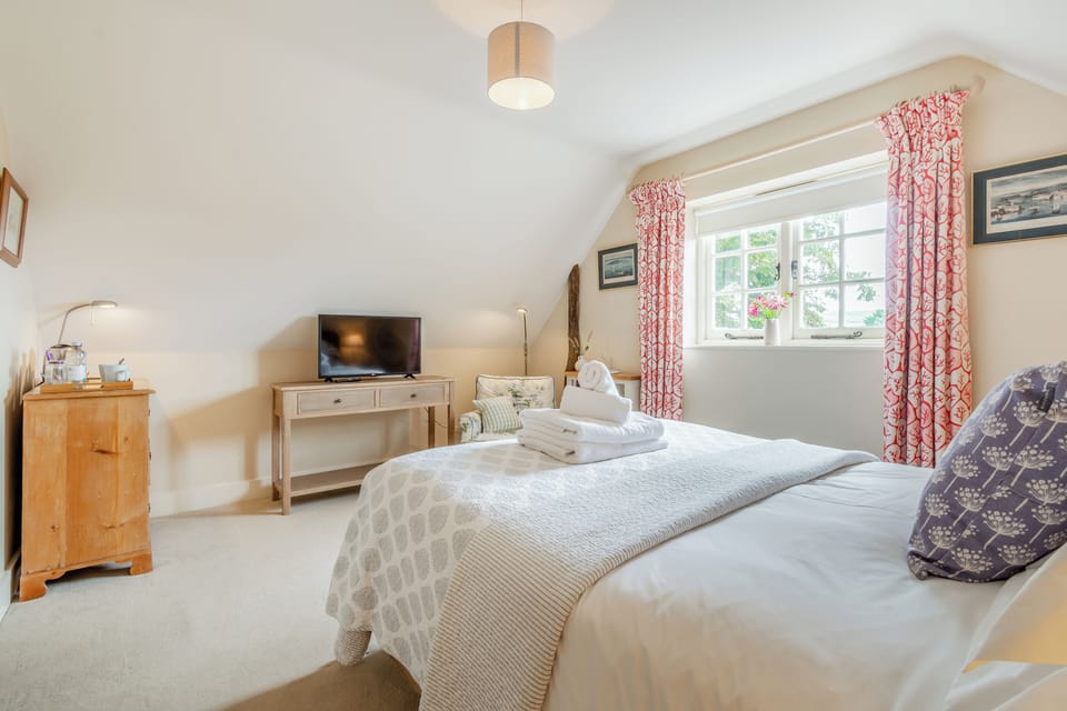 Double Room | In-room safe, individually decorated, individually furnished