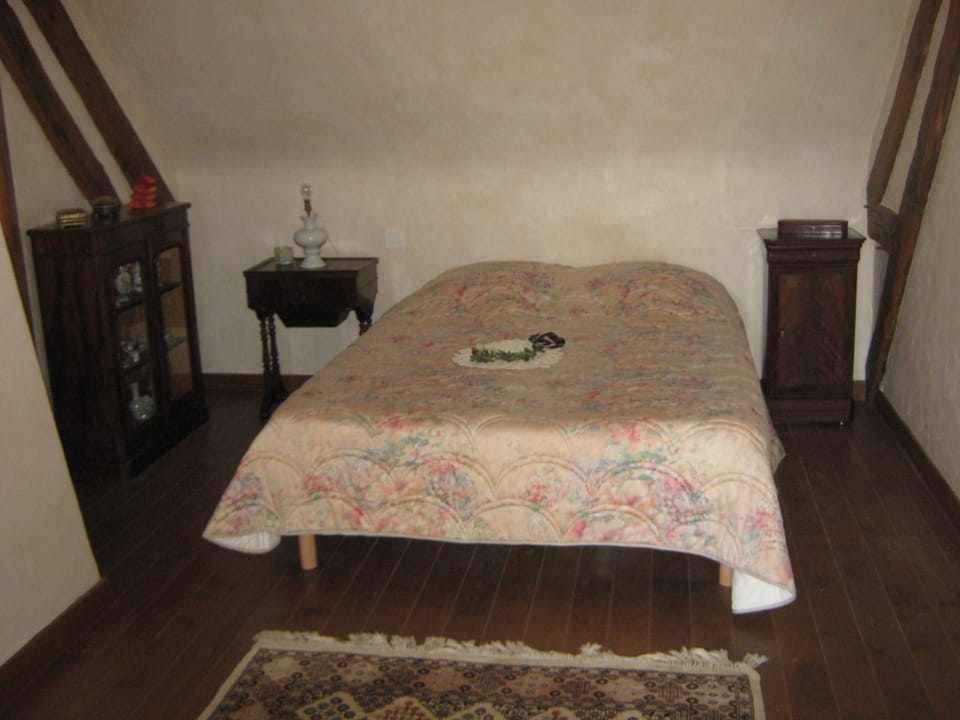 Double Room, Garden View | Room amenity