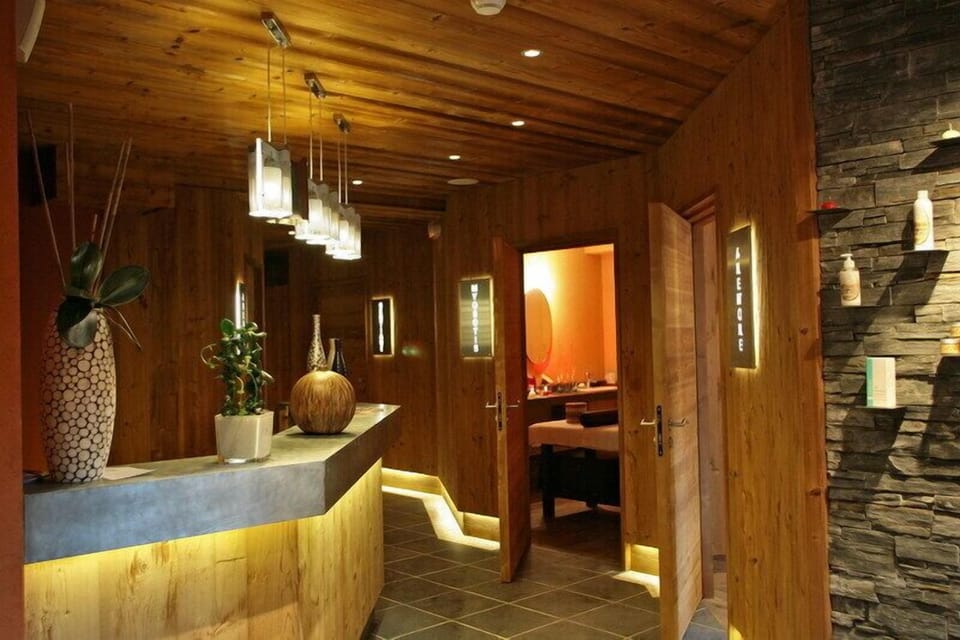 Hôtel et SPA Les Clarines Hotel in Provence