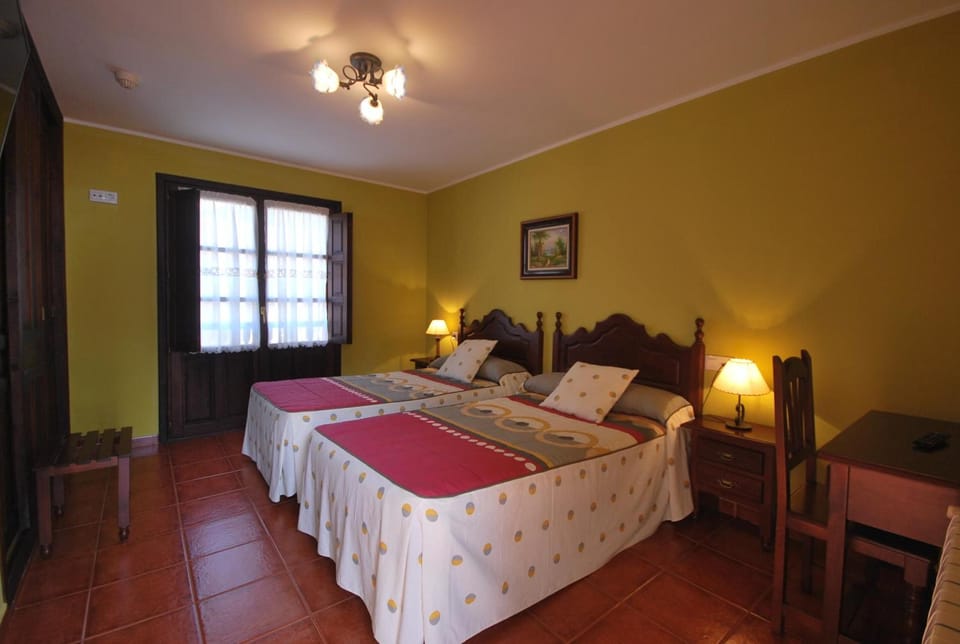 14 bedrooms, blackout drapes, free WiFi, bed sheets