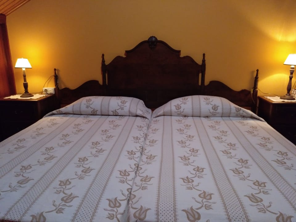 Blackout drapes, iron/ironing board, free WiFi, bed sheets