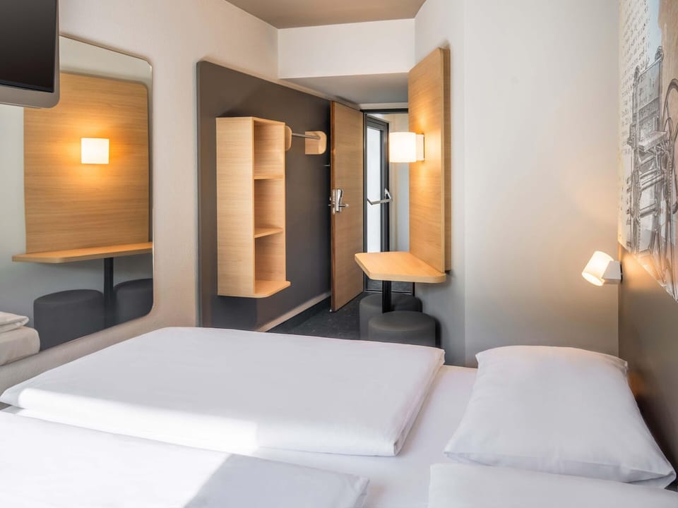 Double Room | Desk, WiFi (free)