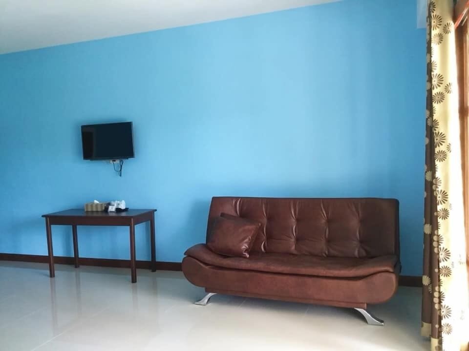 Standard Double Room | Living area | TV