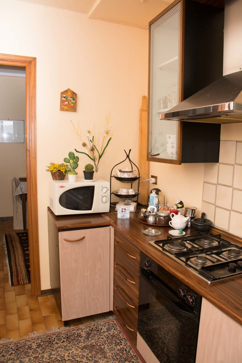 Suite, 1 Bedroom | Private kitchen | Fridge, microwave, oven, stovetop