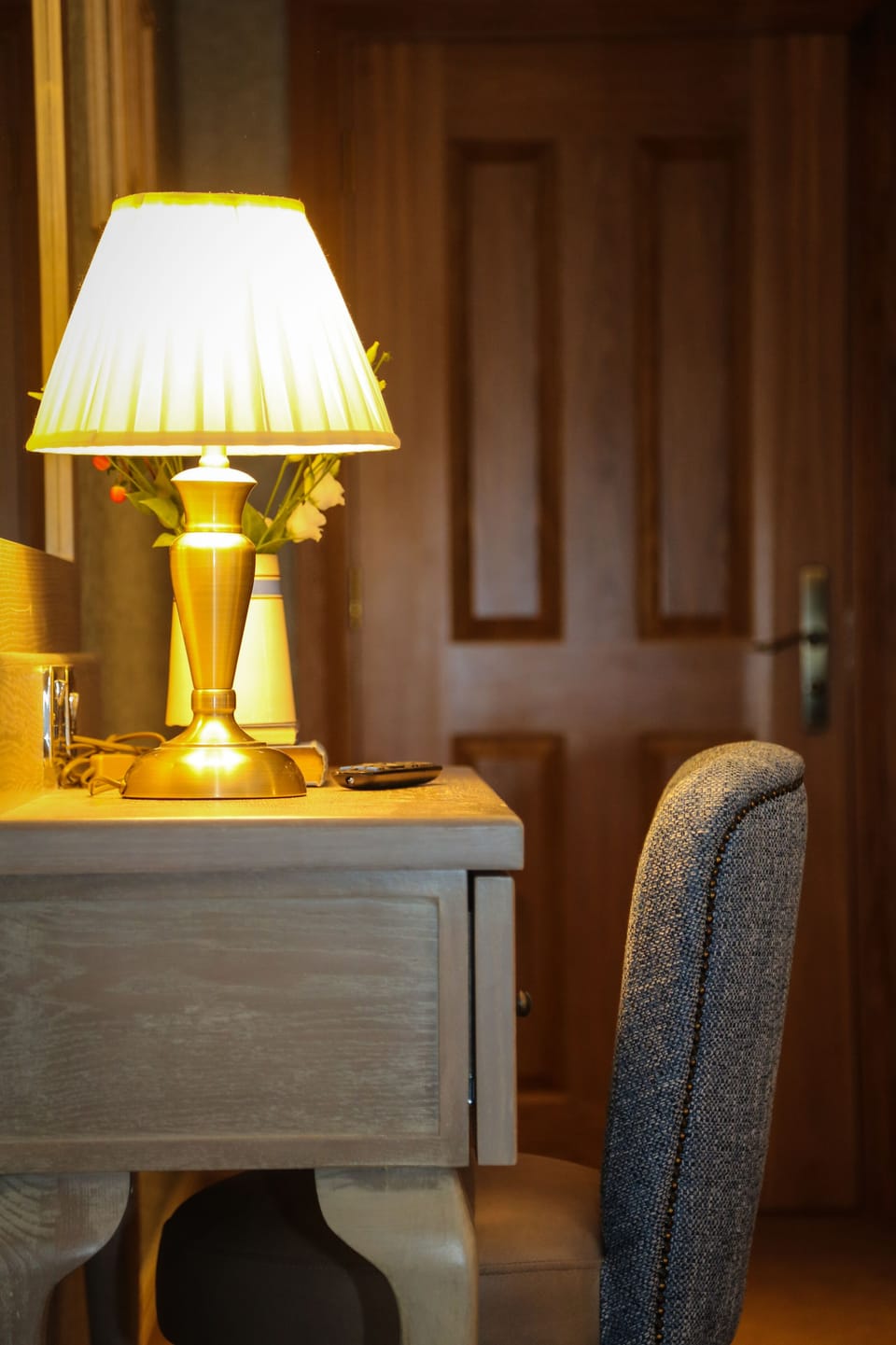 Premium bedding, in-room safe, individually decorated