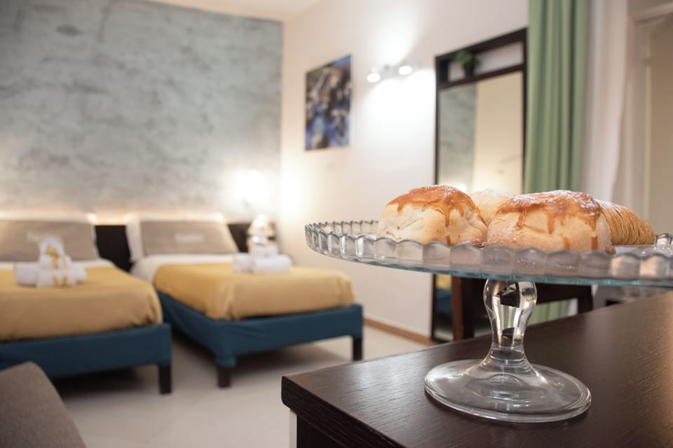 Junior Suite, 2 Bedrooms | In-room safe, desk, laptop workspace, blackout drapes