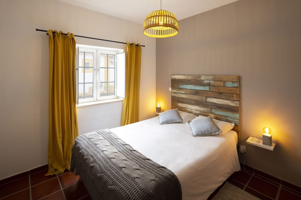 Apartment, 1 Bedroom (Monserrate) | Premium bedding, down comforters, blackout drapes, free WiFi
