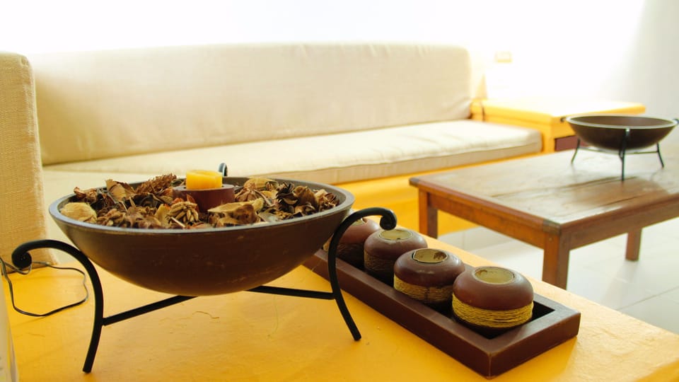 Superior Suite, 2 Bedrooms, Kitchenette | Living area | 32-inch flat-screen TV with cable channels, TV, Netflix