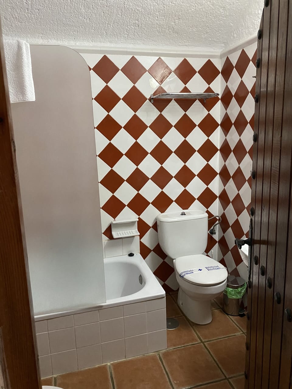 House, 2 Bedrooms (Cave 2+2) | Bathroom | Towels
