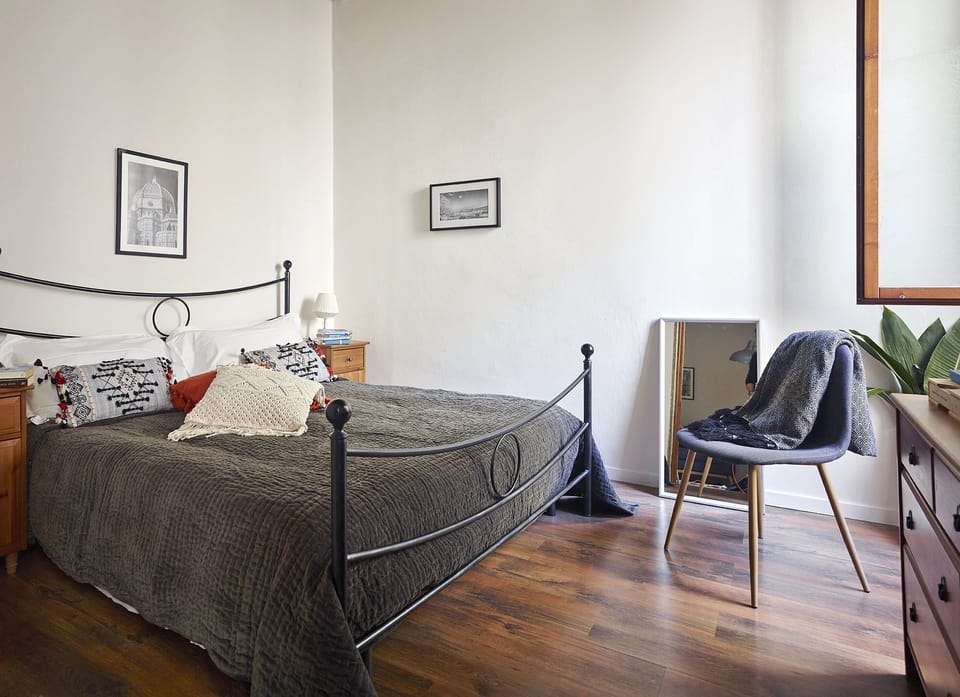 Apartment, 1 Bedroom | 1 bedroom, cribs (free), WiFi (free), bed sheets