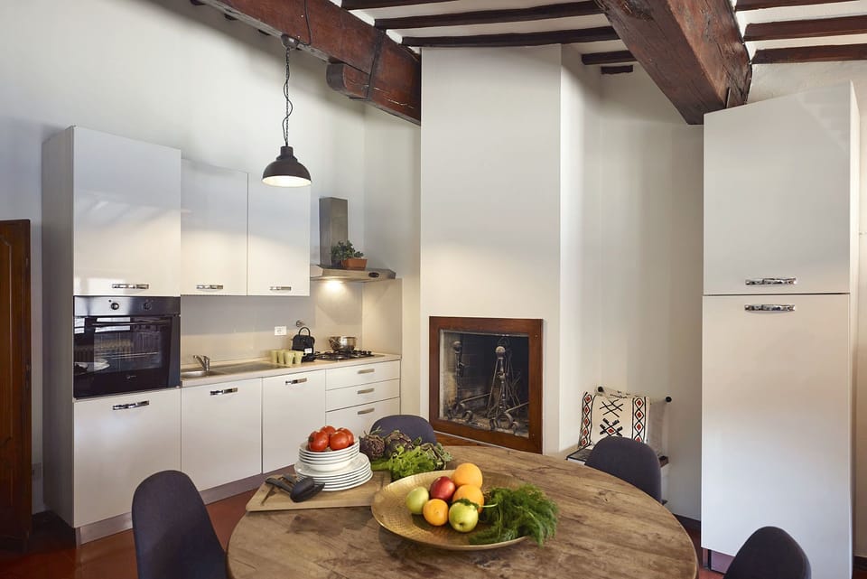 Apartment, 3 Bedrooms | In-room dining