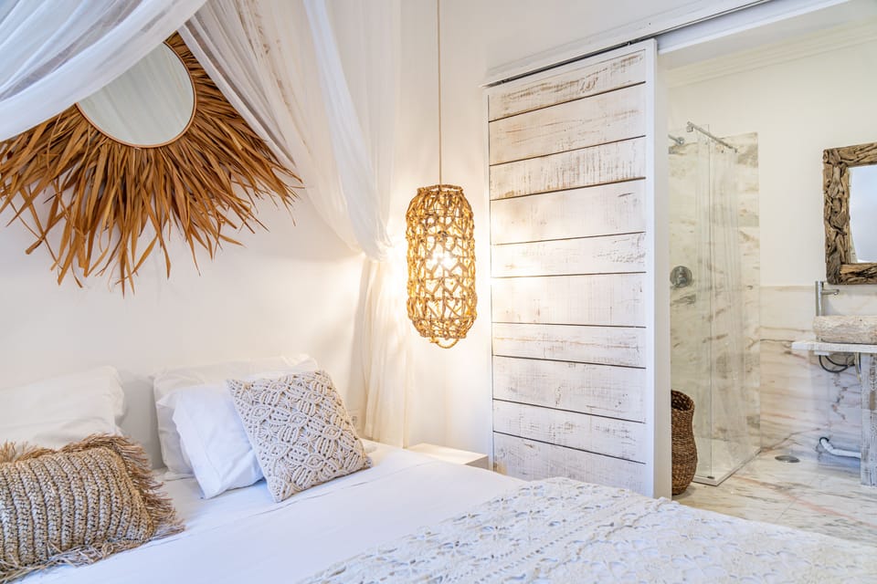 Superior Double Room | Minibar, in-room safe, individually decorated, individually furnished