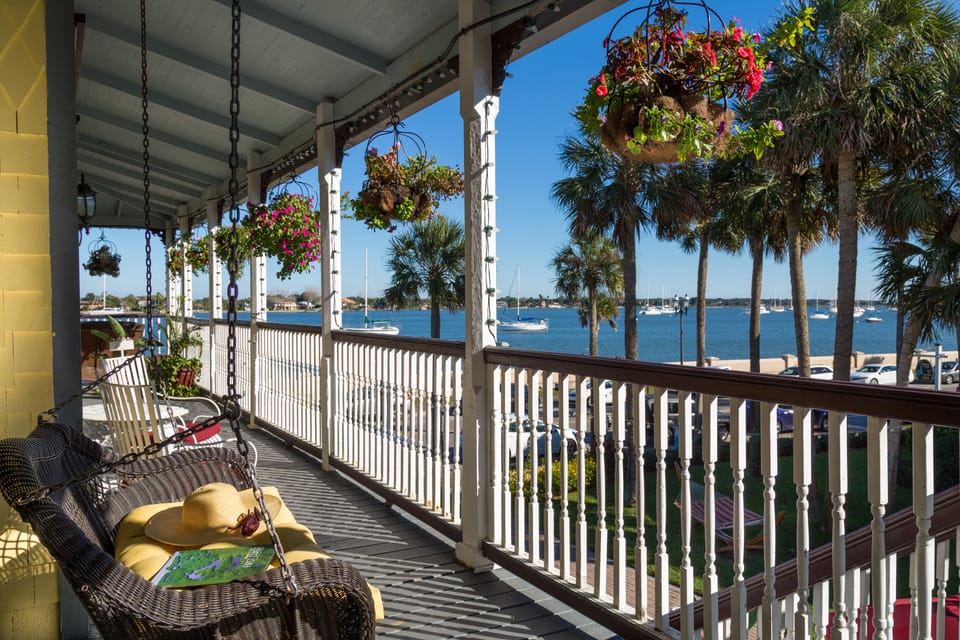 Room (6 Captain Henry) | Balcony view