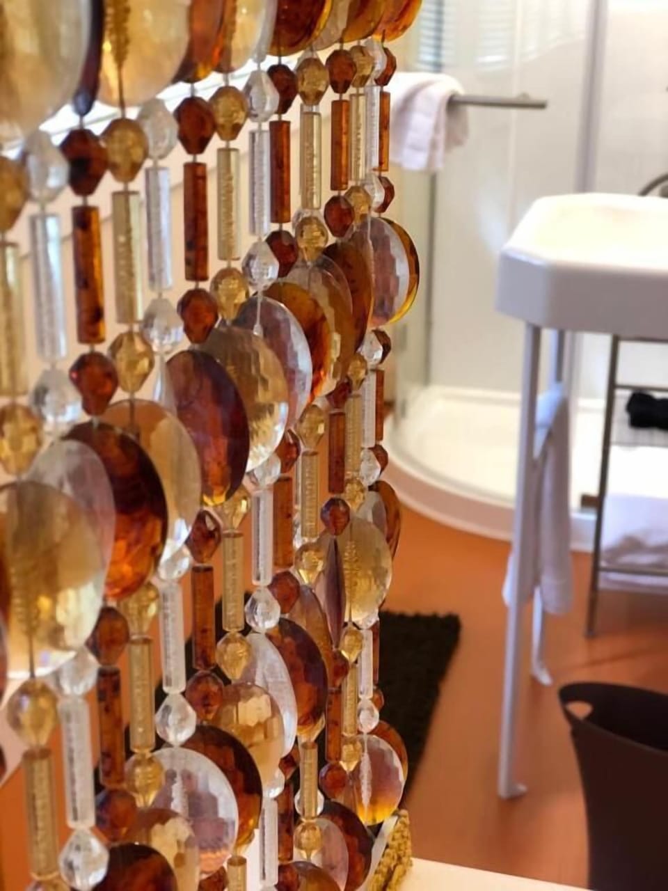 Superior Room, 1 Queen Bed, Non Smoking | Bathroom | Free toiletries, hair dryer, bathrobes, towels