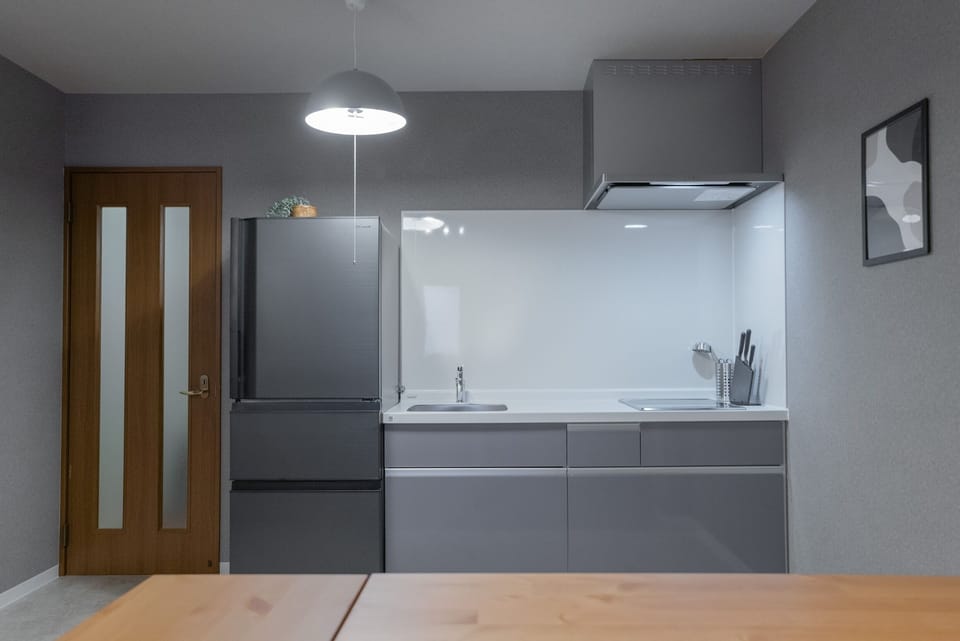 YUYU House - Kohama Mei house | Private kitchen | Fridge, microwave, stovetop, cookware/dishes/utensils