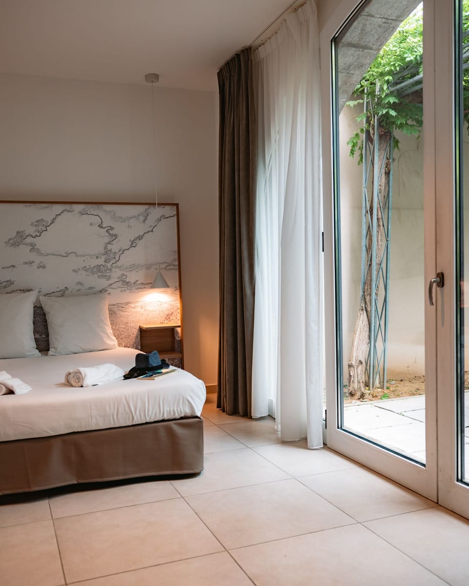 Superior Double Room | Iron/ironing board, free WiFi, bed sheets, wheelchair access