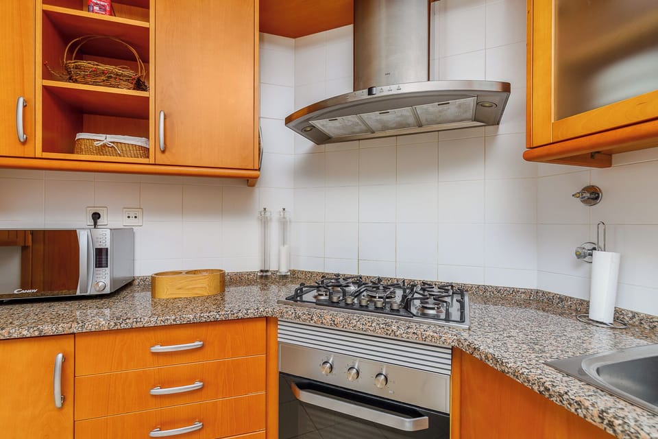 Villa, 2 Bedrooms, Private Pool | Private kitchen | Full-size fridge, microwave, oven, stovetop
