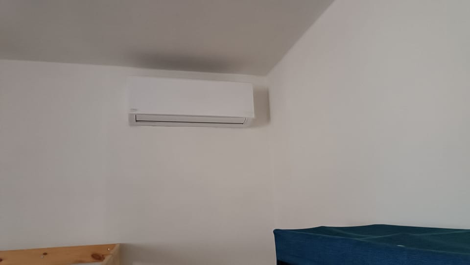 Quadruple Room, Private Bathroom | Desk, iron/ironing board, free WiFi, bed sheets