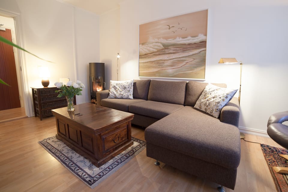 Apartment, Non Smoking | 2 bedrooms, individually decorated, individually furnished