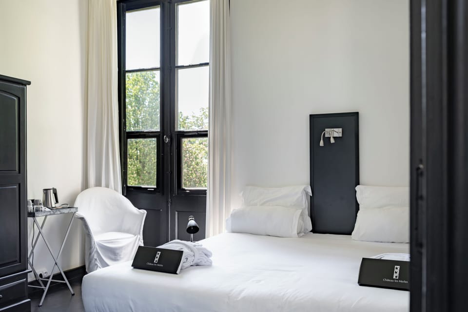 Basic Room, 2 Twin Beds, Courtyard Area | 1 bedroom, in-room safe, individually furnished, blackout drapes