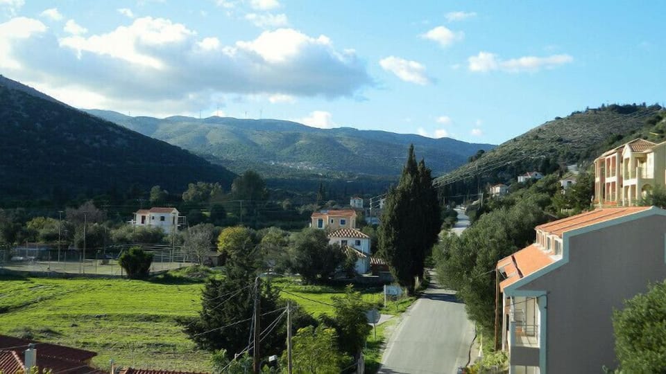 Logaras Apartments Bed and Breakfast in Agia Effimia