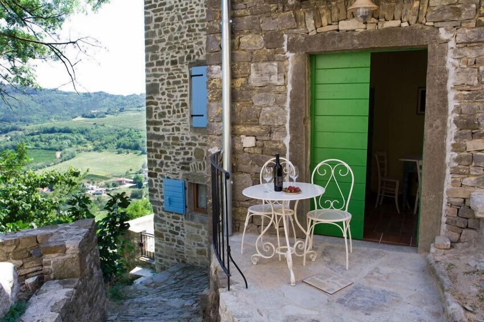 Houses of Motovun Bed and Breakfast in Istria County