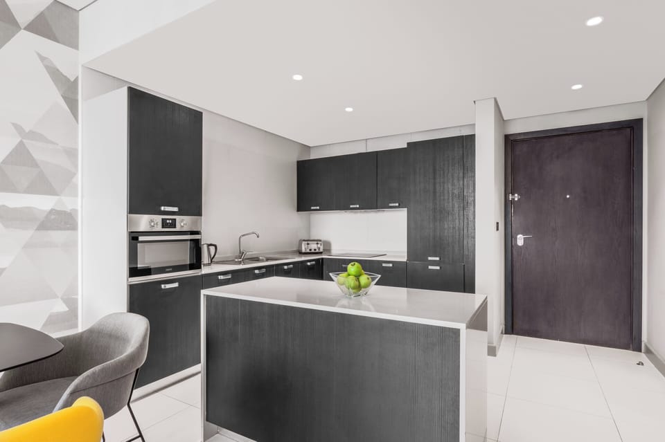 Premium Apartment, 1 Bedroom | Private kitchenette | Coffee/tea maker