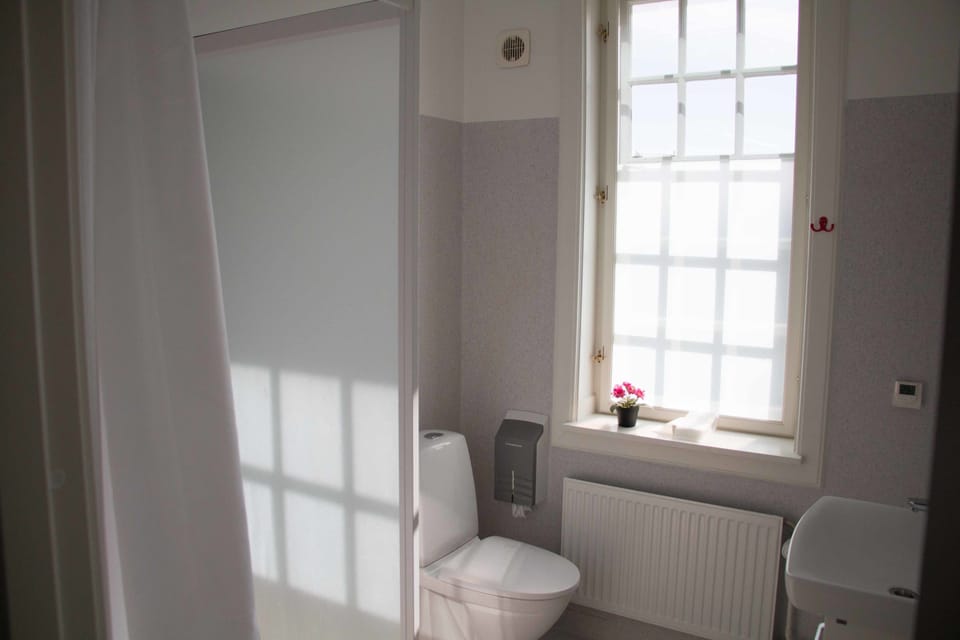 Standard Triple Room, Private Bathroom | Bathroom | Hair dryer, towels