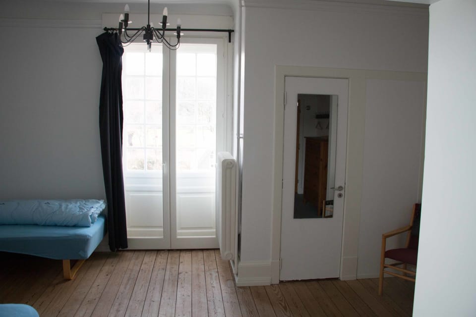 Standard Triple Room, Private Bathroom | Hypo-allergenic bedding, iron/ironing board, rollaway beds, free WiFi